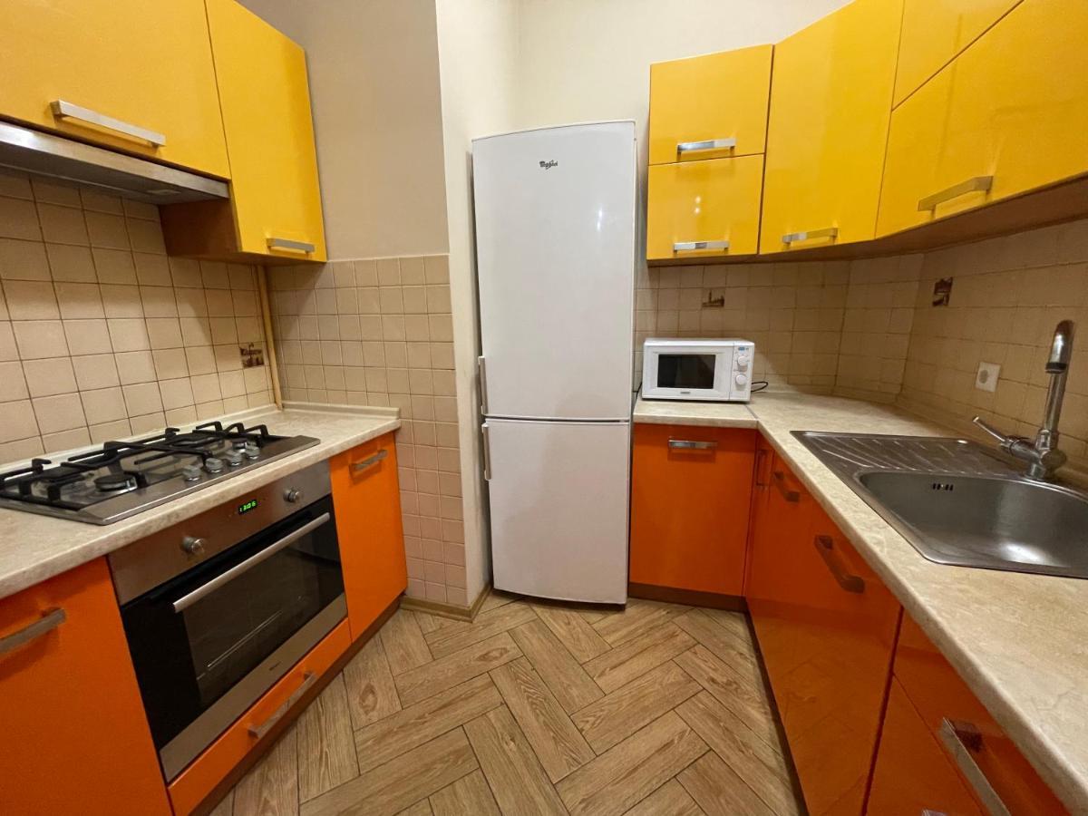 Avangard Qn Romana 26 Apart Львів Екстер'єр фото